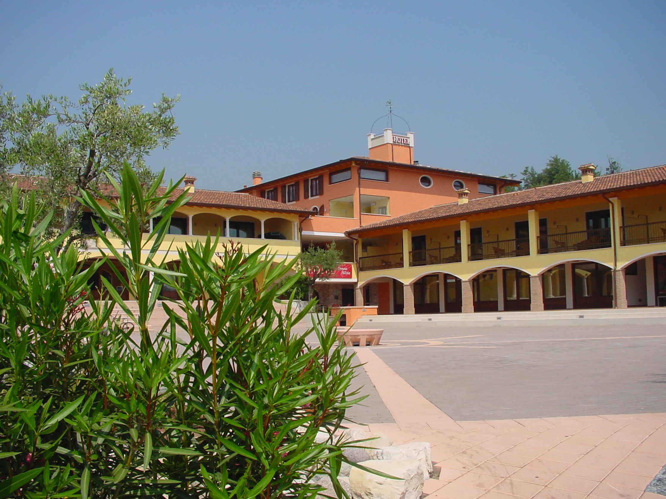 Ahg Donna Silvia Wellness Hotel Manerba del Garda Exteriér fotografie