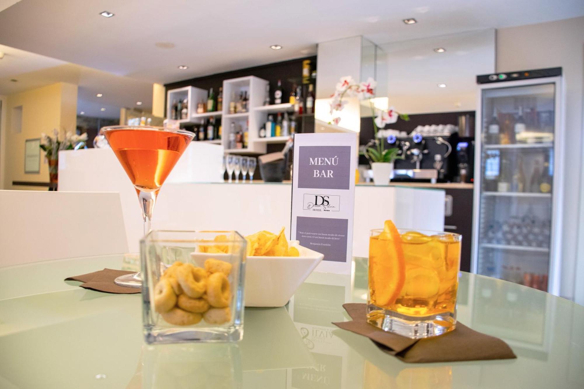 Ahg Donna Silvia Wellness Hotel Manerba del Garda Exteriér fotografie